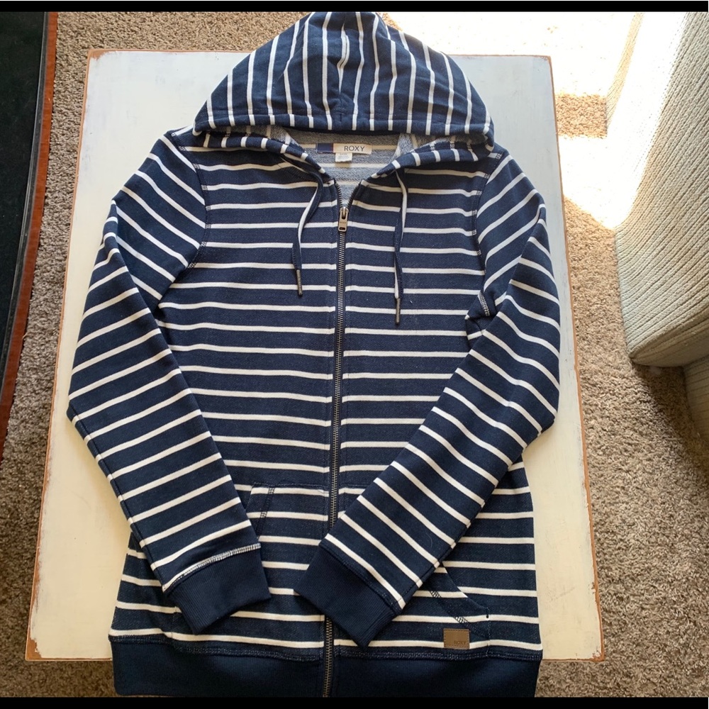 NWOT ROXY zip up hoodie